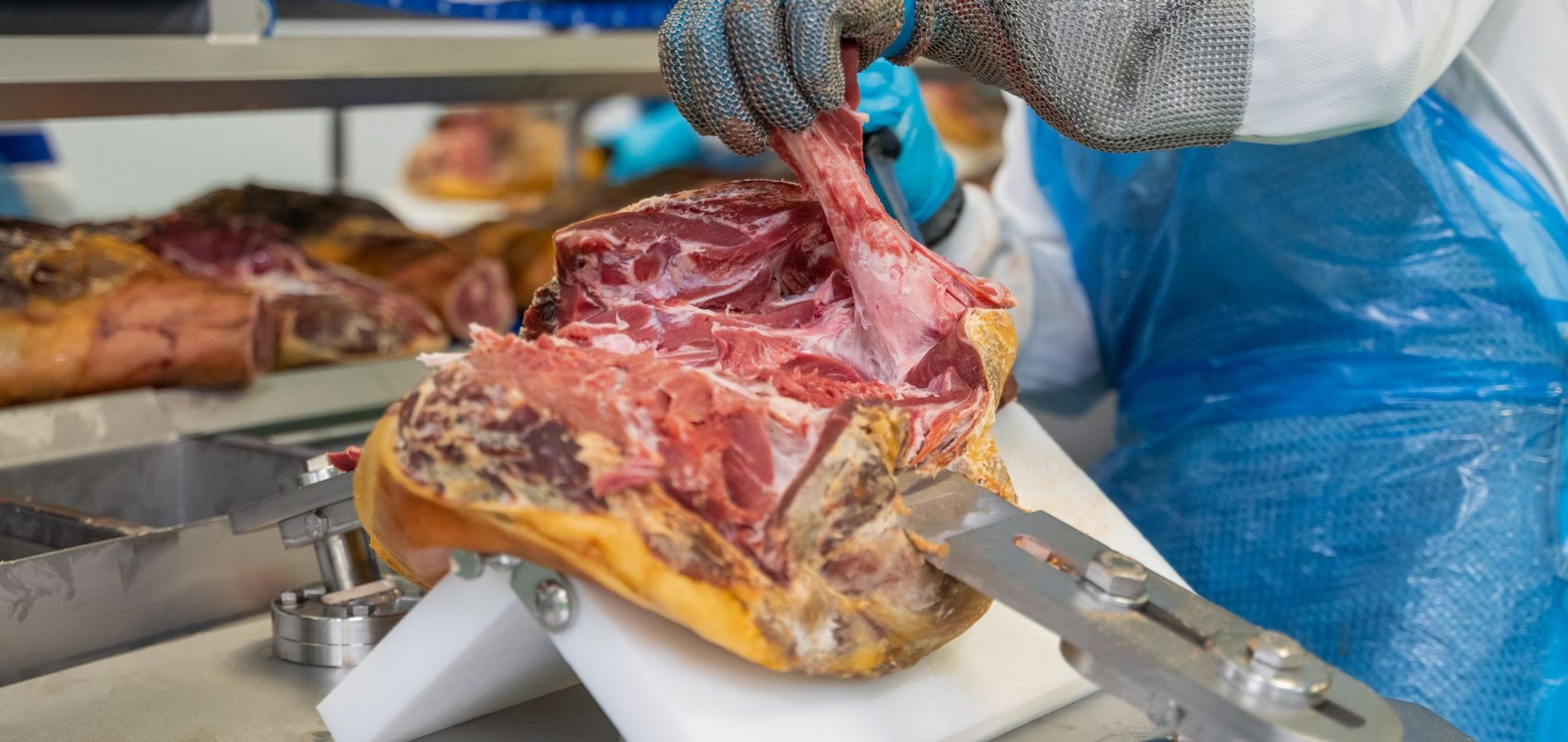 Deshuesado jamones - trabajo de planta